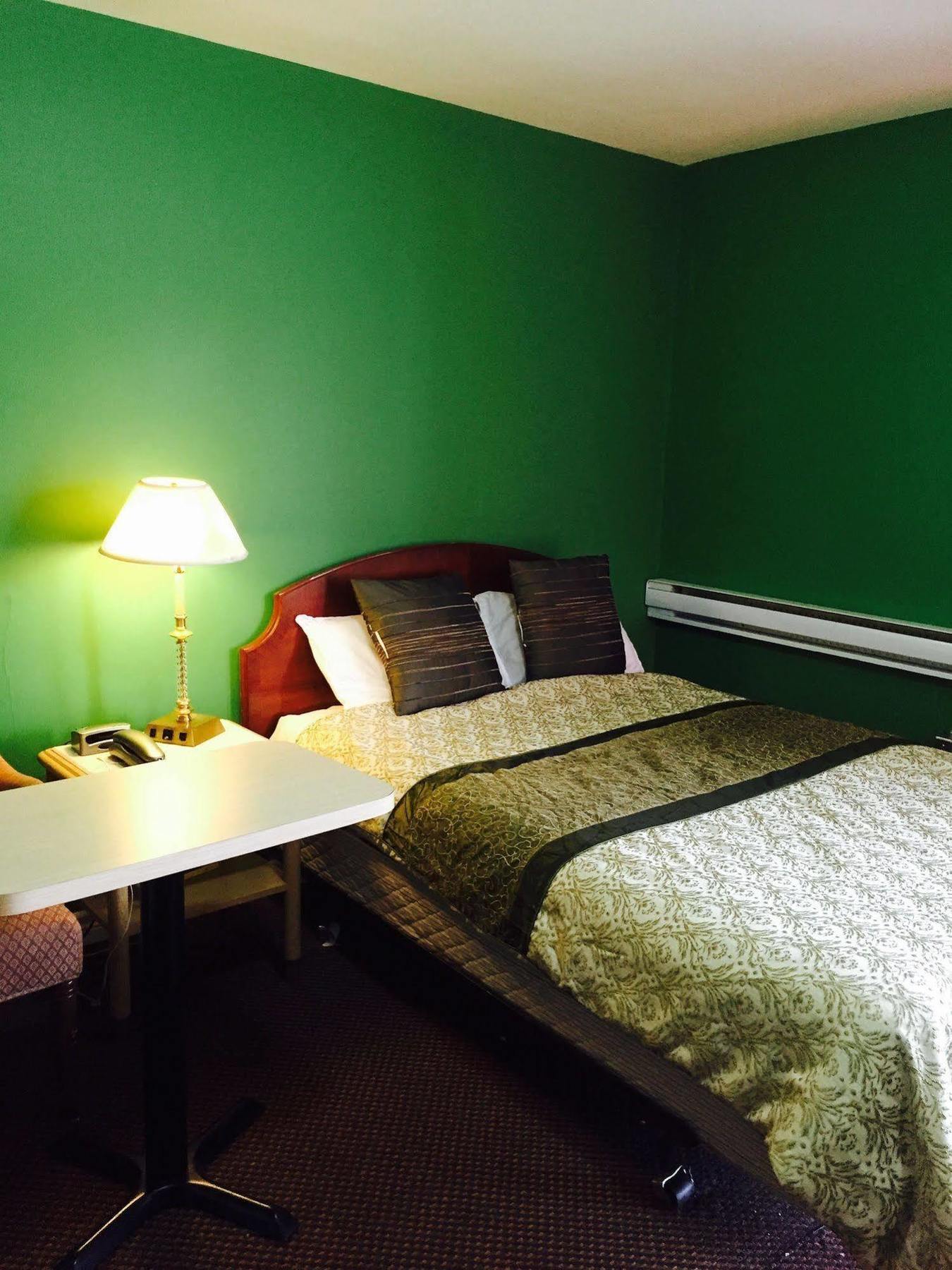 Palace Inn Motel Sarnia Buitenkant foto